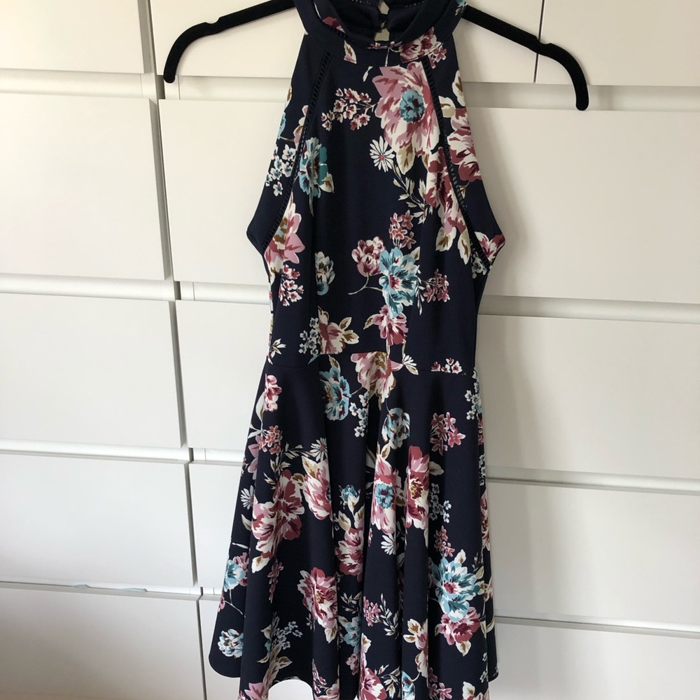 B darlin floral dress size 3/4 - Picture 2 of 7